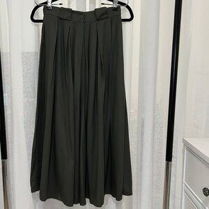 Army Green Wide Leg Capri Trousers